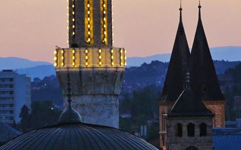 Tamo gdje se miješaju ezani i crkvena zvona: Deset razloga da posjetite Sarajevo